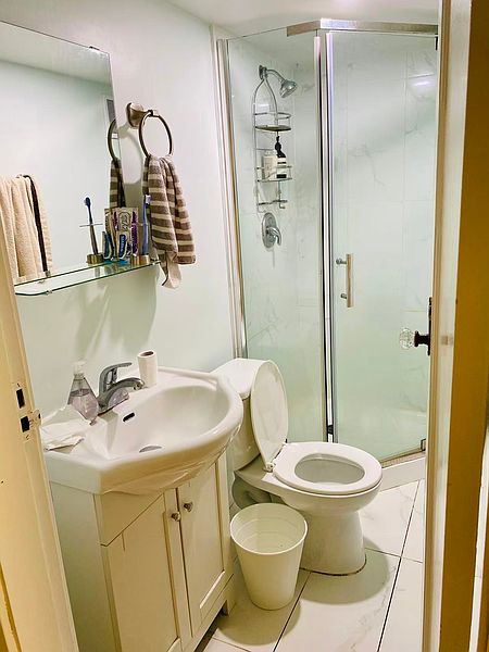 Vancouver House for rent - 1 Bedroom — photo 8