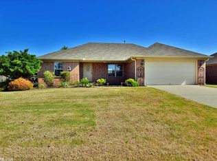 1570 Angeline Dr, Conway, AR 72032
