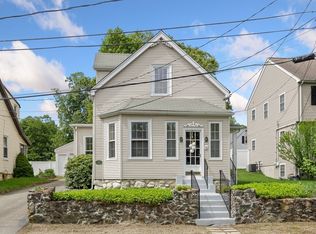 16 Shakespeare Rd, Waltham, MA 02453