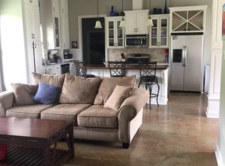 102 Beth Ln, Rayne, LA 70578