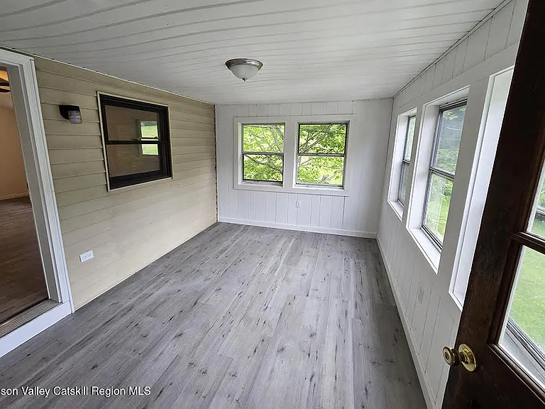 9 Turner Rd — Photo 6