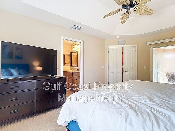 4th image of 227 Rotonda Blvd W