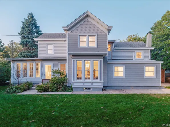 817 Wiggins Street, Greenport, NY 11944