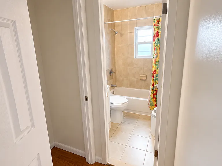 2810 Buhre Ave #2 — Photo 26