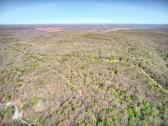 4th image of Bartlett Rd