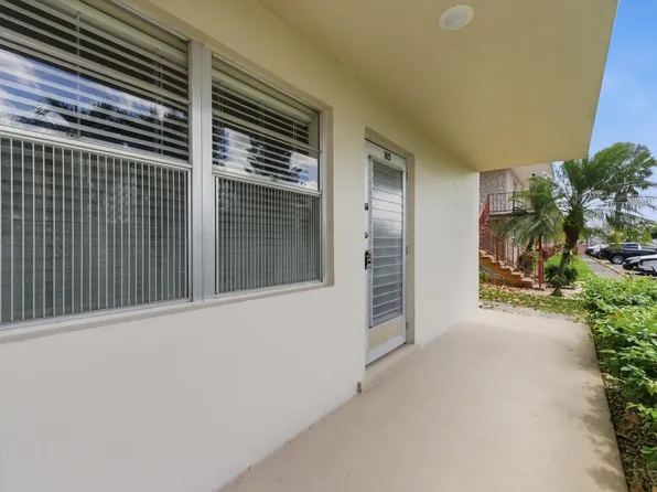 165 Dorchester H, West Palm Beach, FL 33417