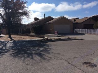 1935 Panorama Dr SW, Los Lunas, NM 87031
