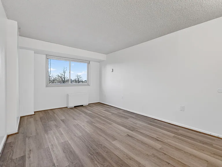 2500 N Van Dorn St #223-1 — Photo 12