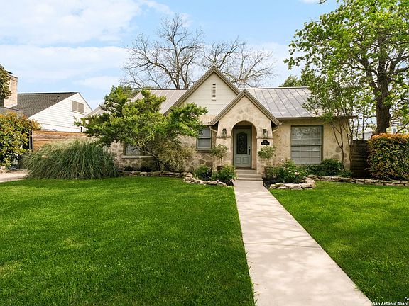 2nd image of 102 E Hermosa