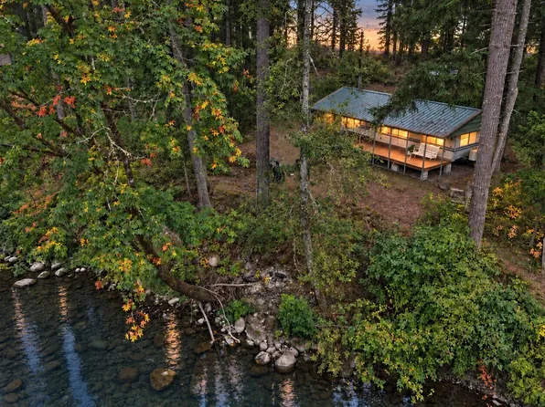 16302 Village Drive SE, Rainier, WA 98576