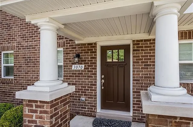 2 bed, 2.5 bath, 1460 sqft, $2,600 — Photo 4