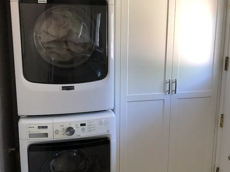 W 86th Pl — Photo 5