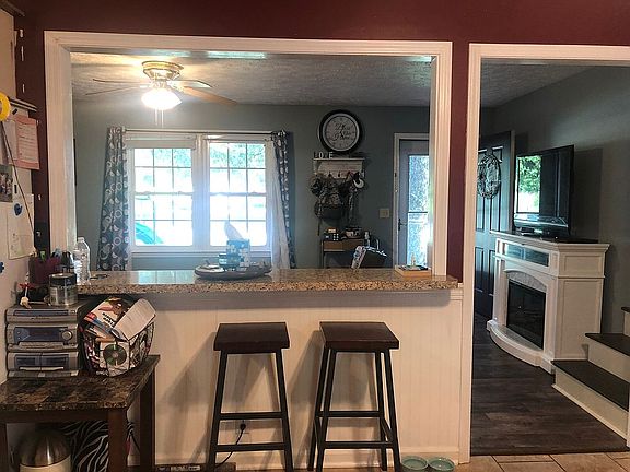 4th image of 1306 Minton Ln