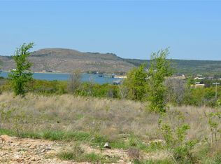 121 White Moon Rd, Graham, TX 76450