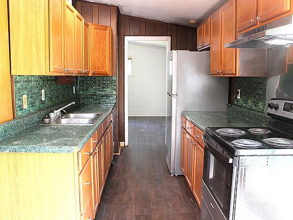 5th image of 1902 Glenhaven St