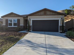 28194 Schola Dr, Menifee, CA 92585
