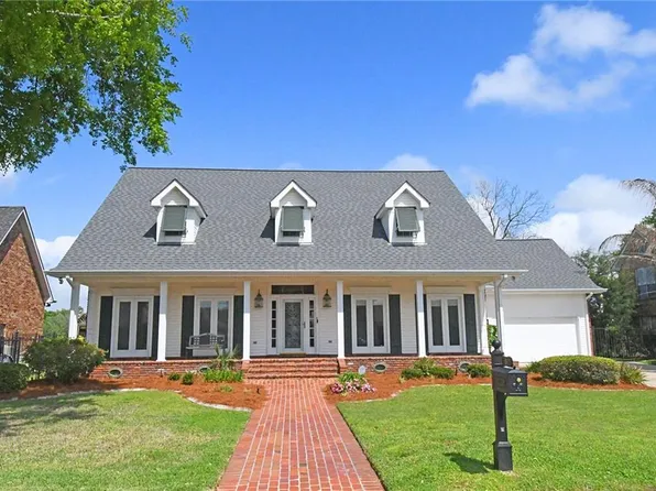 3805 Lake Providence Dr, Harvey, LA 70058