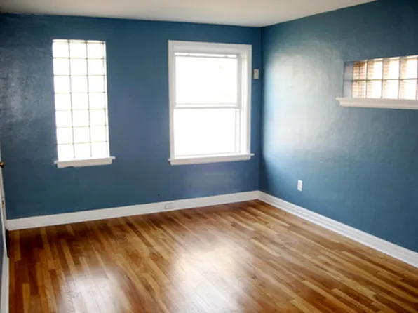 4930-4932 Kemper Ave, Saint Louis, MO 63139