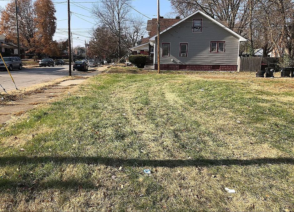 1st image of 4105 Larkwood Ave