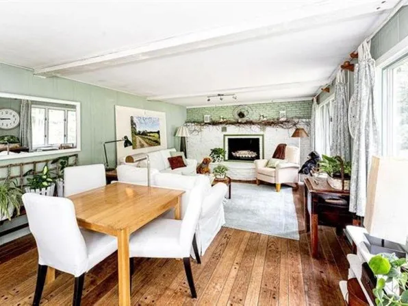 8 Maple Avenue, Newton, NH 03858