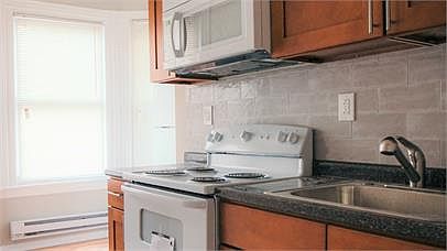 1st image of 6135 W Oxford St #3