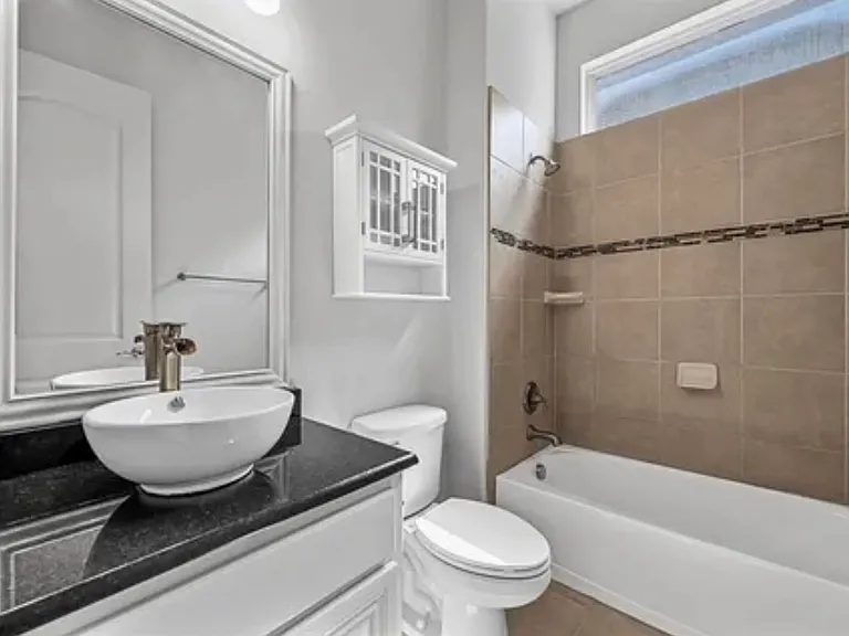 1018 Ivy Charm Way — Photo 2