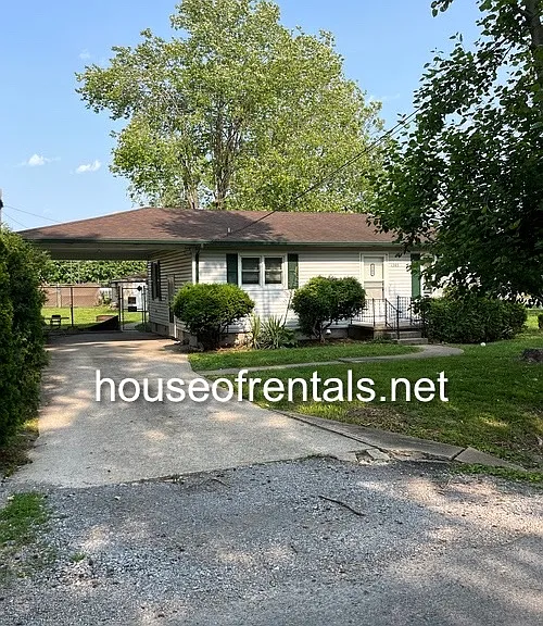 1203 Benton Ave — Photo 12