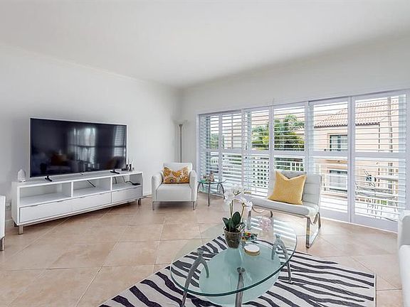 3rd image of 250 Bradley Pl APT 301
