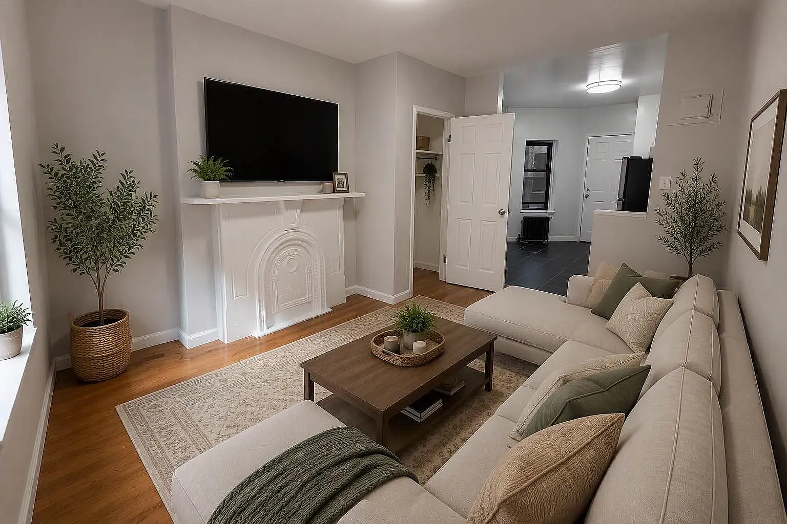 242 West 16th Street — Photo 1