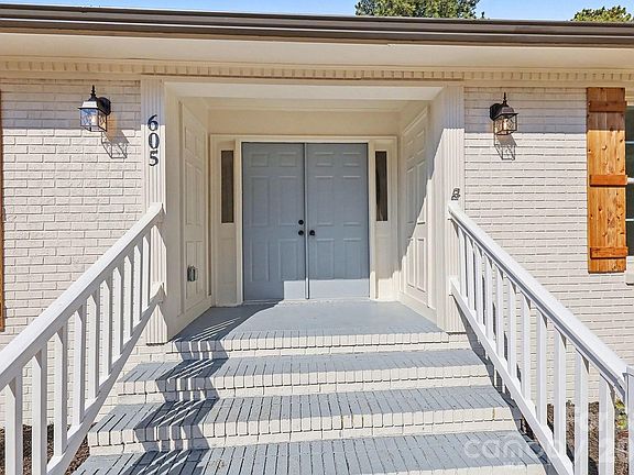 5th image of 605 Forrest Rd