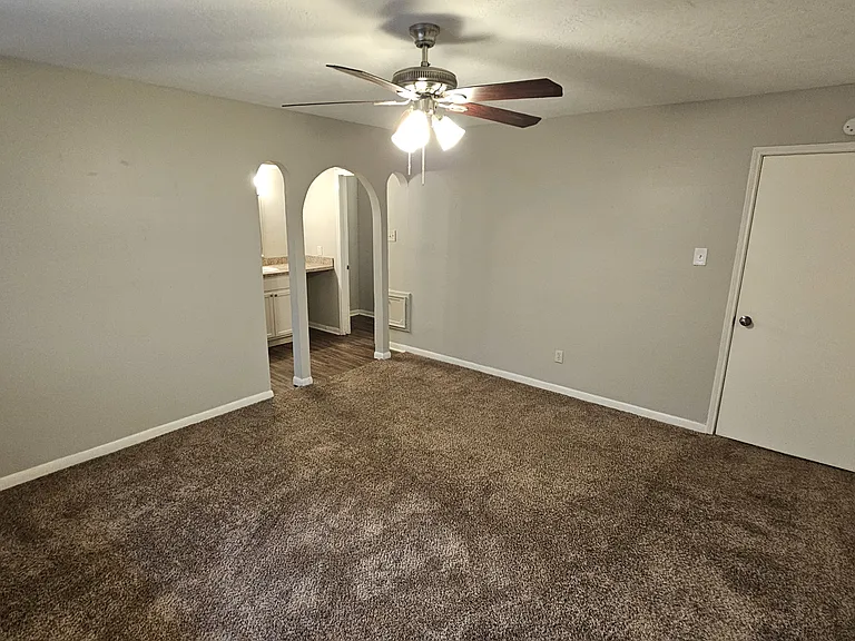1404 Cactus St — Photo 22