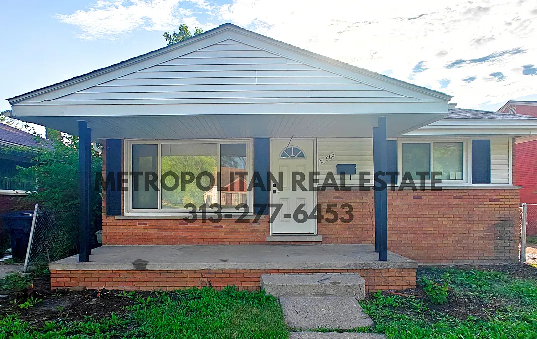 3 bed, 1065 sqft, $1,375 — Photo 1