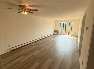 40 California St UNIT C21, Stratford, CT 06615
