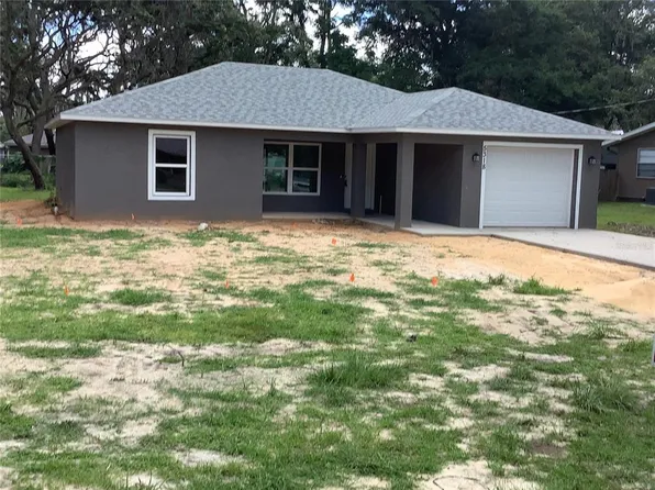 5318 Leisure St, Ridge Manor, FL 33523
