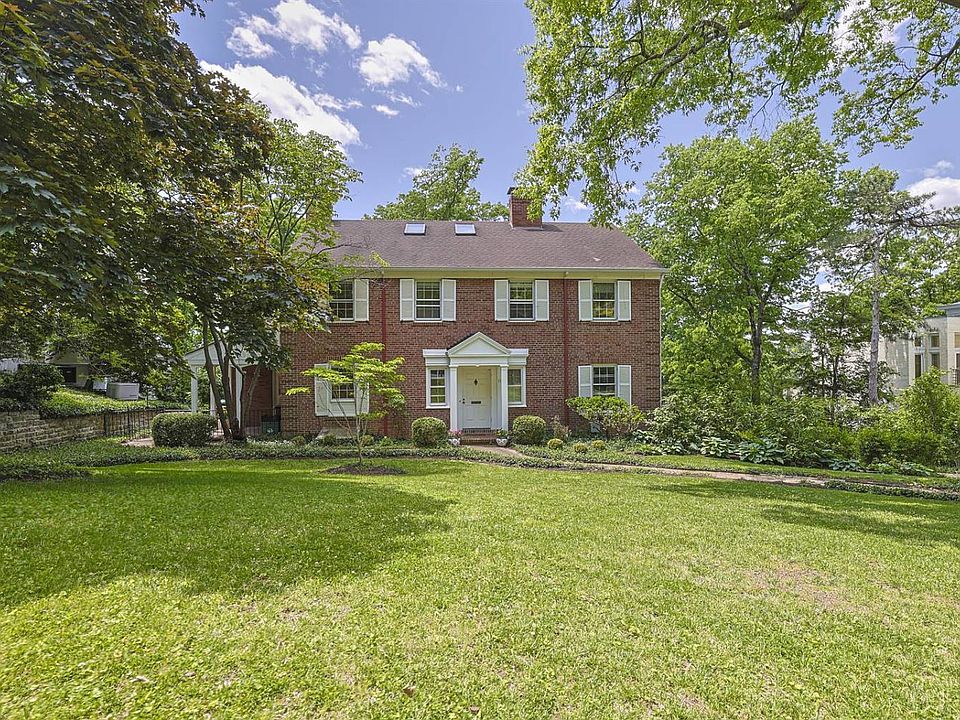 1st image of 11 Weebetook Ln