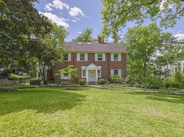 11 Weebetook Ln, Cincinnati, OH 45208