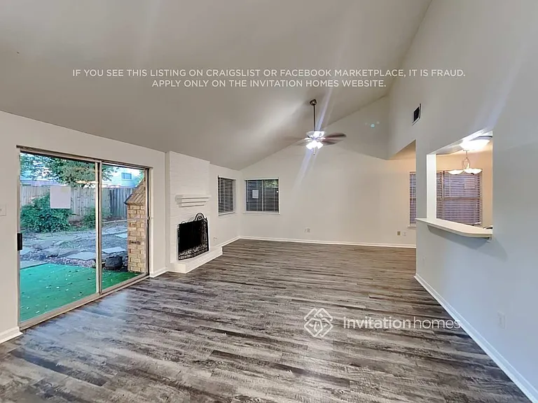 9207 Prairie Trails Dr — Photo 4