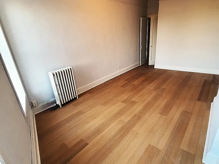 208 Broadway #4 — Photo 9