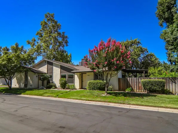 2300 Summerfield Ct, Rancho Cordova, CA 95670