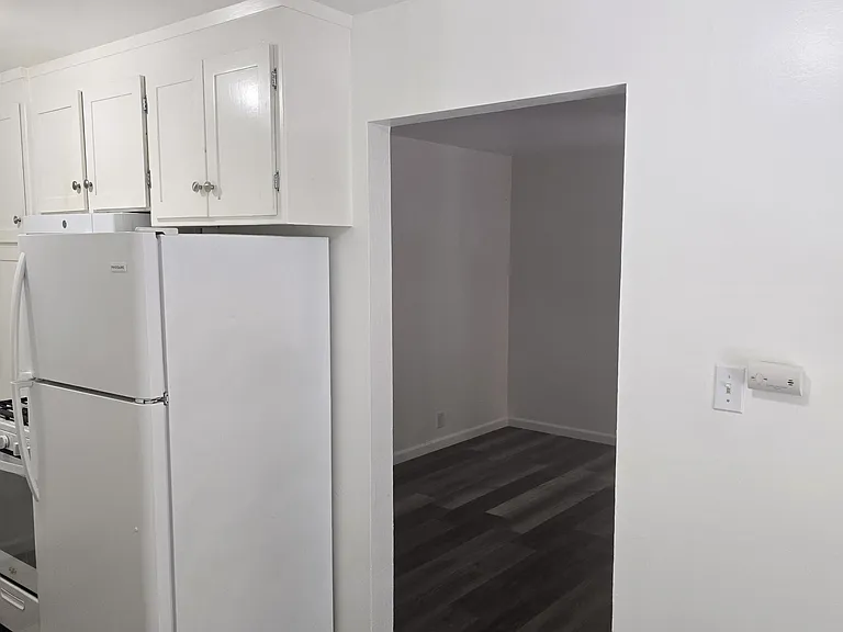 2405 F St #3 — Photo 2