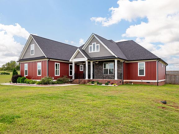 2nd image of 5857 Dalton Pike SE