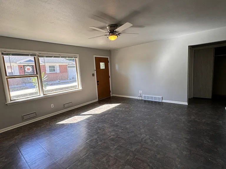 730 Medford Dr #2 — Photo 3