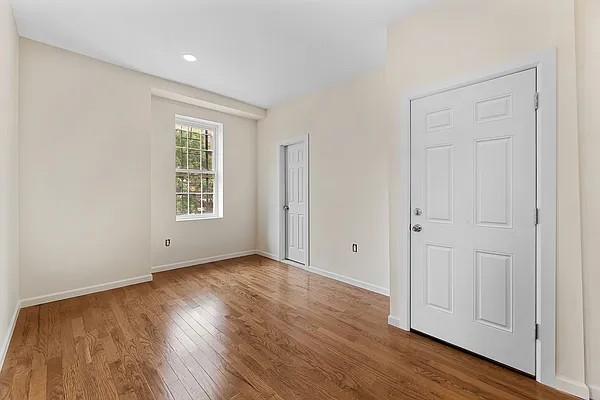 Rented by REAL New York | media 4