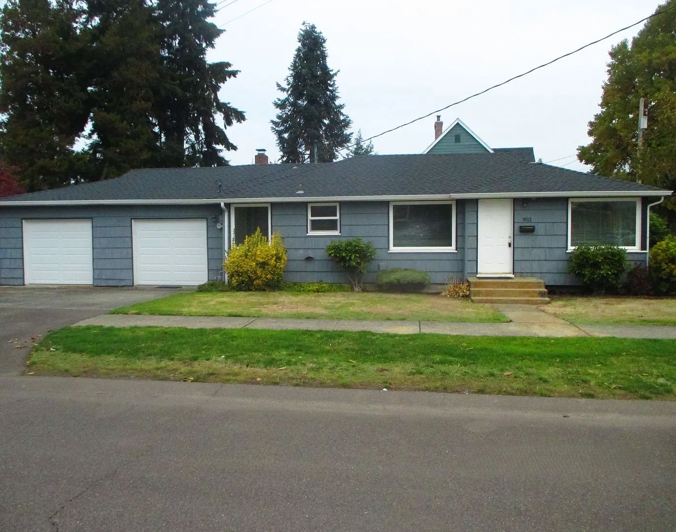 3 Bedrooms | 1 Bath | 1,000 sq ft | $2,295.00 per month | Available 11/13/26 — Photo 1