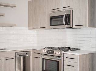 1472 W Erie Street, Chicago, IL 60642