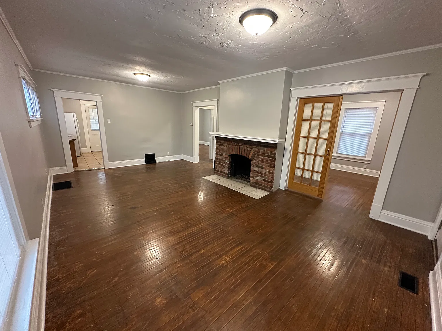 2 bed, 884 sqft, $1,480 — Photo 2