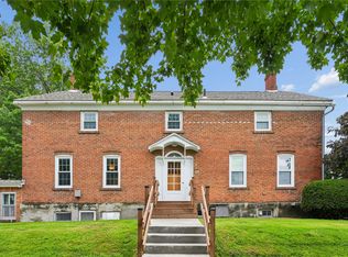 2726 K St, Amana, IA 52203