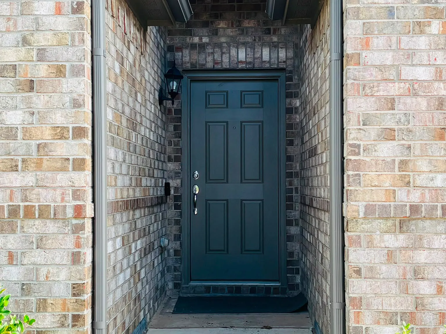 4 bed, 2148 sqft, $2,280 — Photo 2