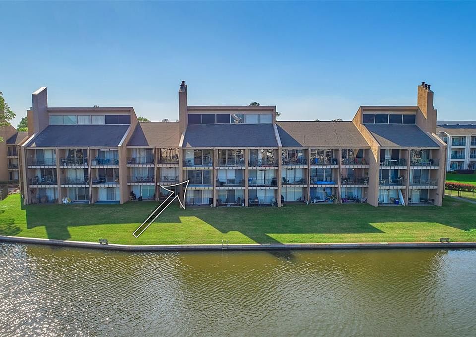 1st image of 12600 Melville Dr APT 207