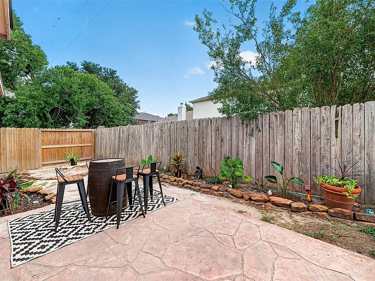 10306 Nickel Grove Dr — Photo 26